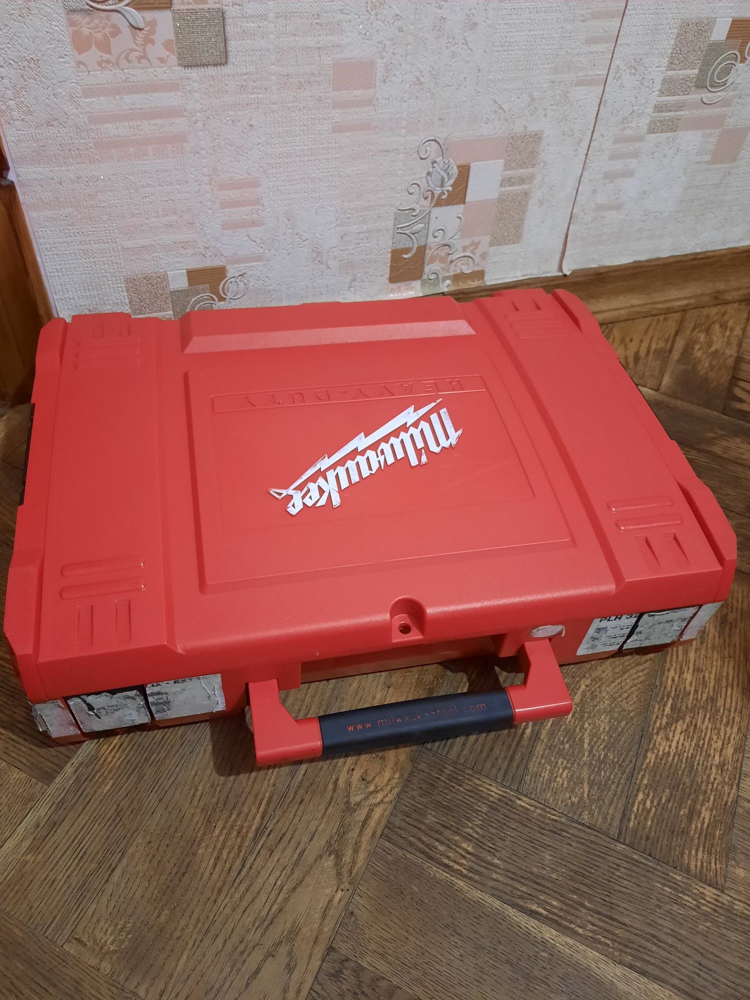 Перфоратор Milwaukee plh 32 qex 900вт,3.8дж