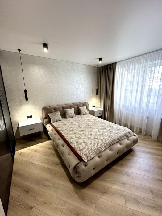 Каманина! Аркадия!42 Жемчужина!Трёхкомнатная!низкий этаж!Новый ремонт!