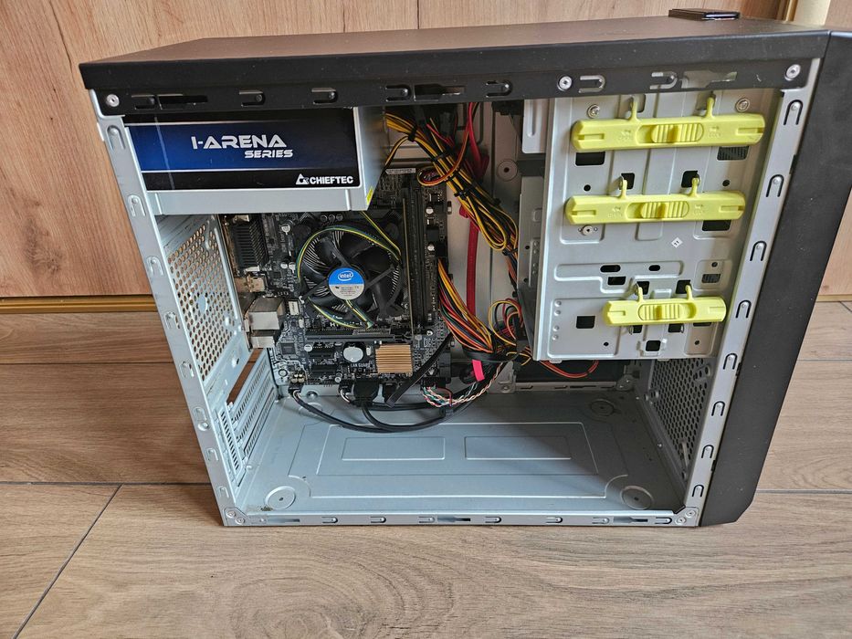 Komputer I5-6400 / ASUS H110M-D / 8 Gb DDR4 / 256 GB SSD / WINDOWS 11