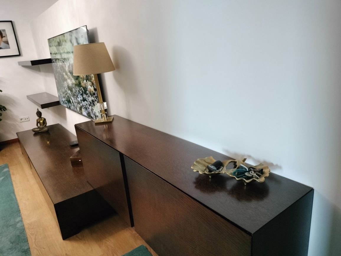 Móveis de sala com estantes