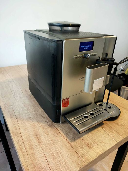 Ekspres  do kawy Siemens EQ7 plus