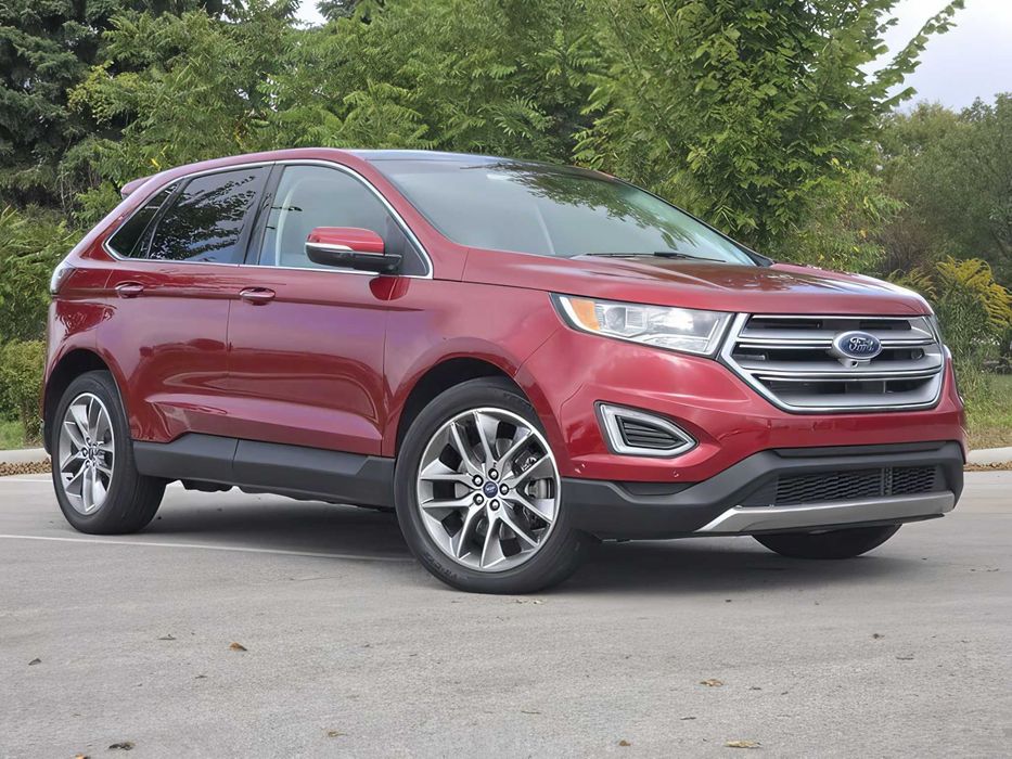 Ford Edge      2017