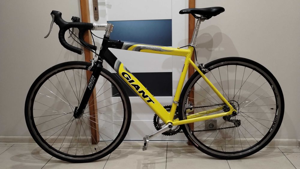 Rowe szosowy GIANT OCR RAMA M na osprzęcie Shimano SORA