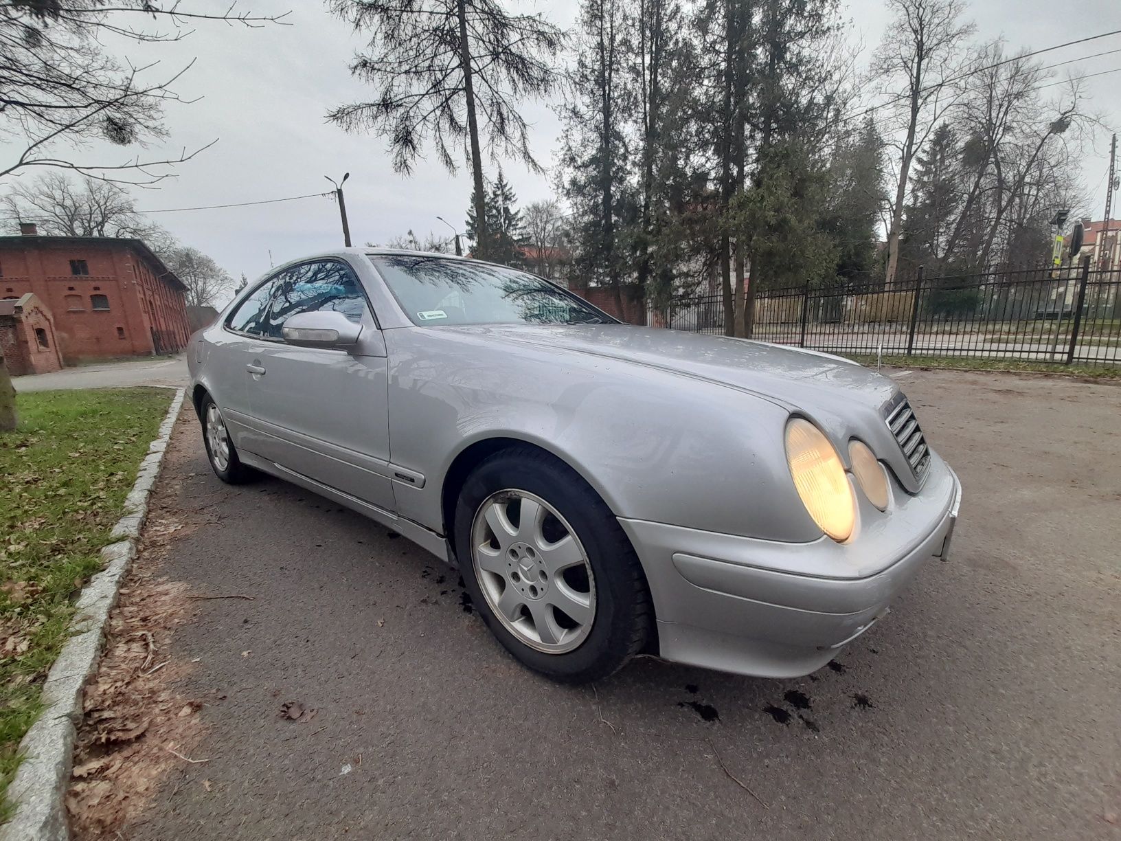 Mercedes W208 2.0 136 km