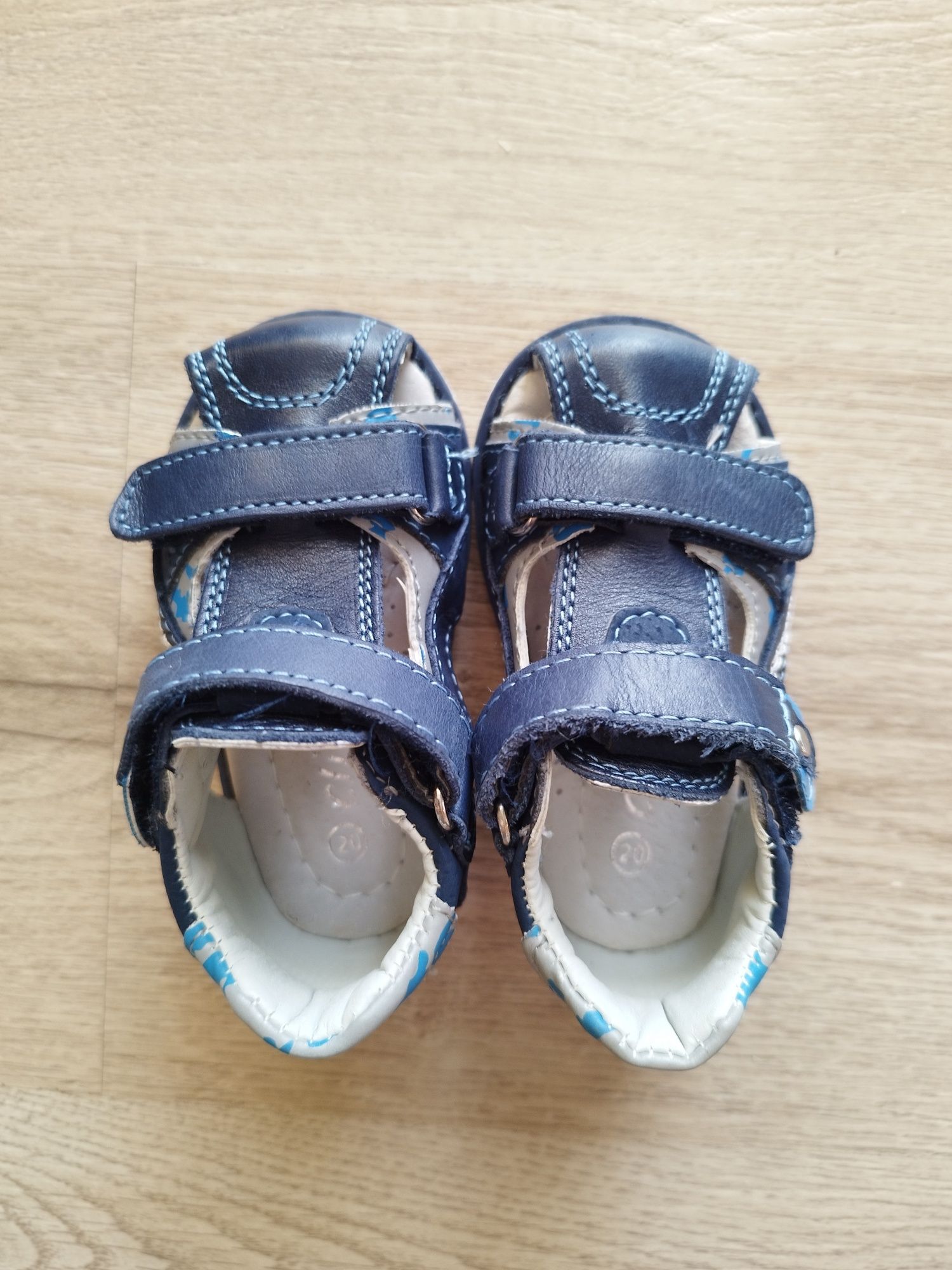 Sandałki sandały chłopięce JAK NOWE skóra dziecięce Clibee 12,5cm r.20