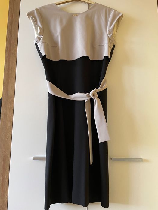 Simple sukienka bankietowa