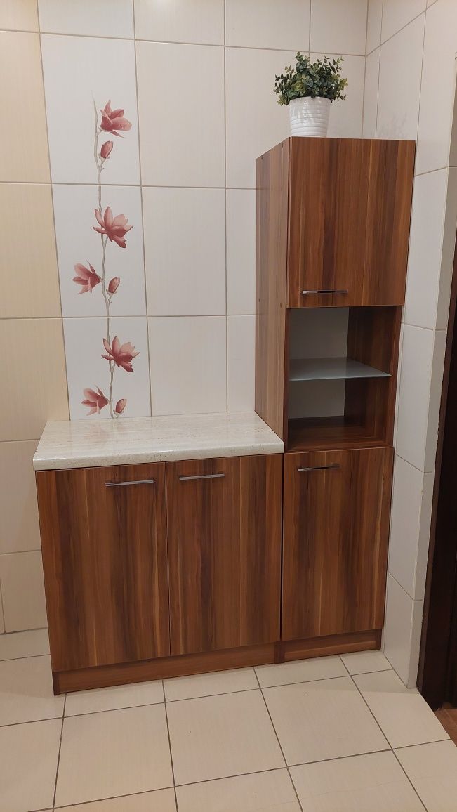 Szafka łazienkowa słupek
