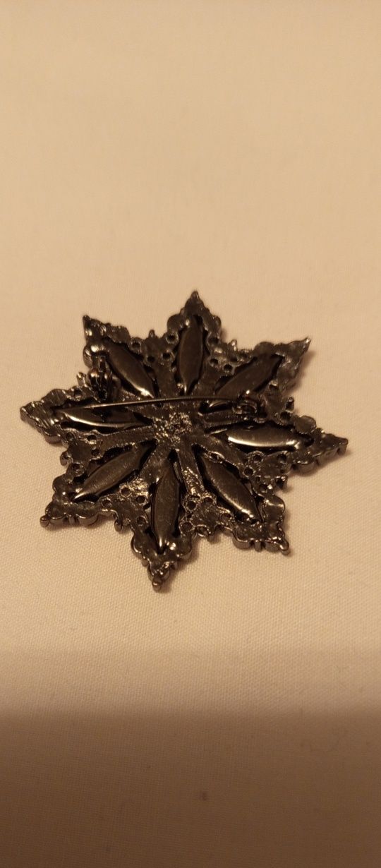 Broszka metalowa PRL