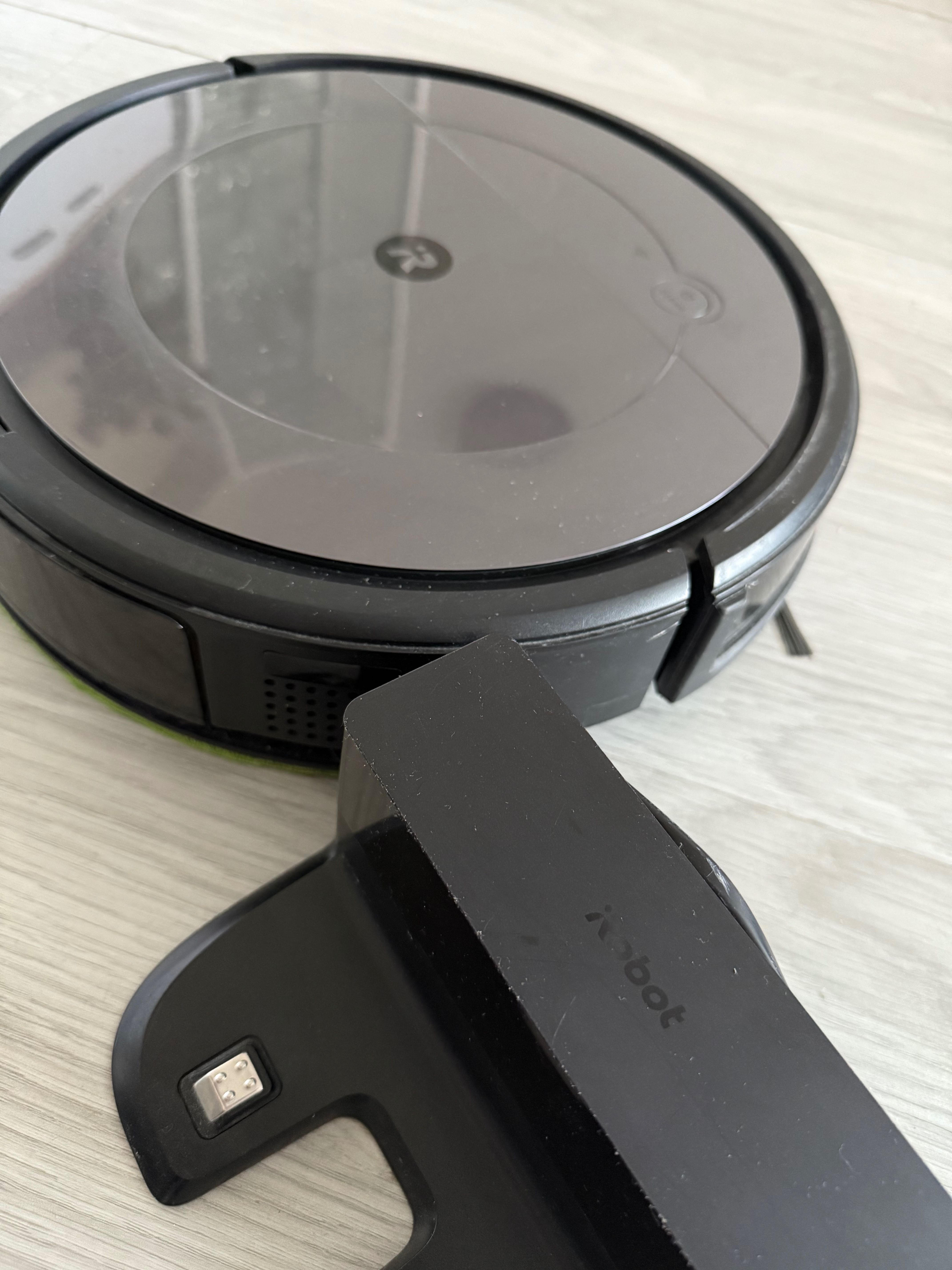 IRobot Roomba RVF