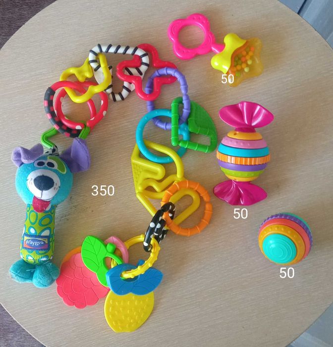 Детские игрушки от 3 месяцев до 2-х лет.