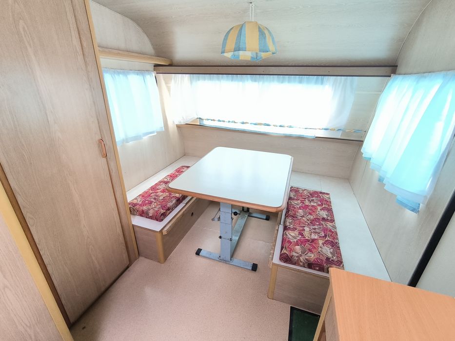 Caravana Pluma 560