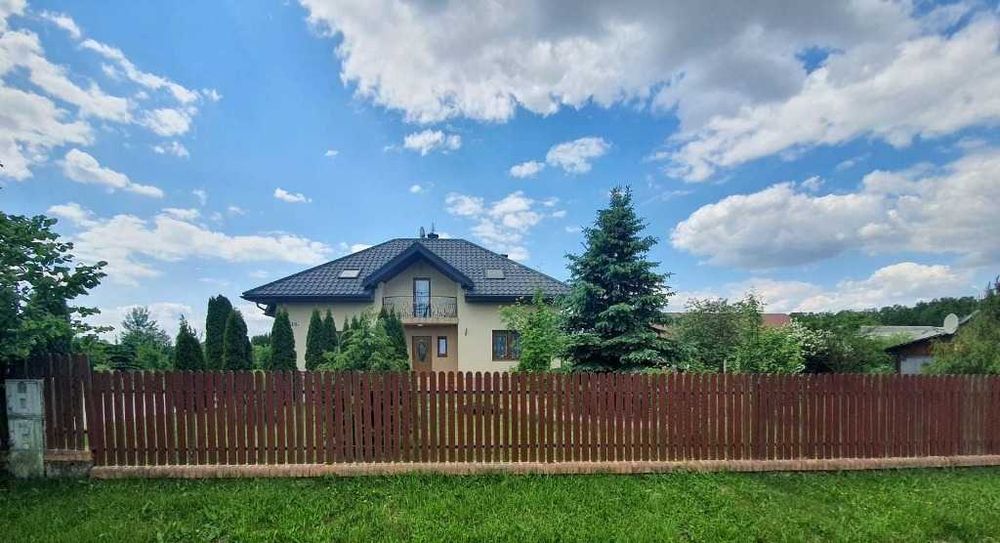 / Podlasie - obok Zambrowa / 2 Domy / Hala / 12  Działek Budowlanych /