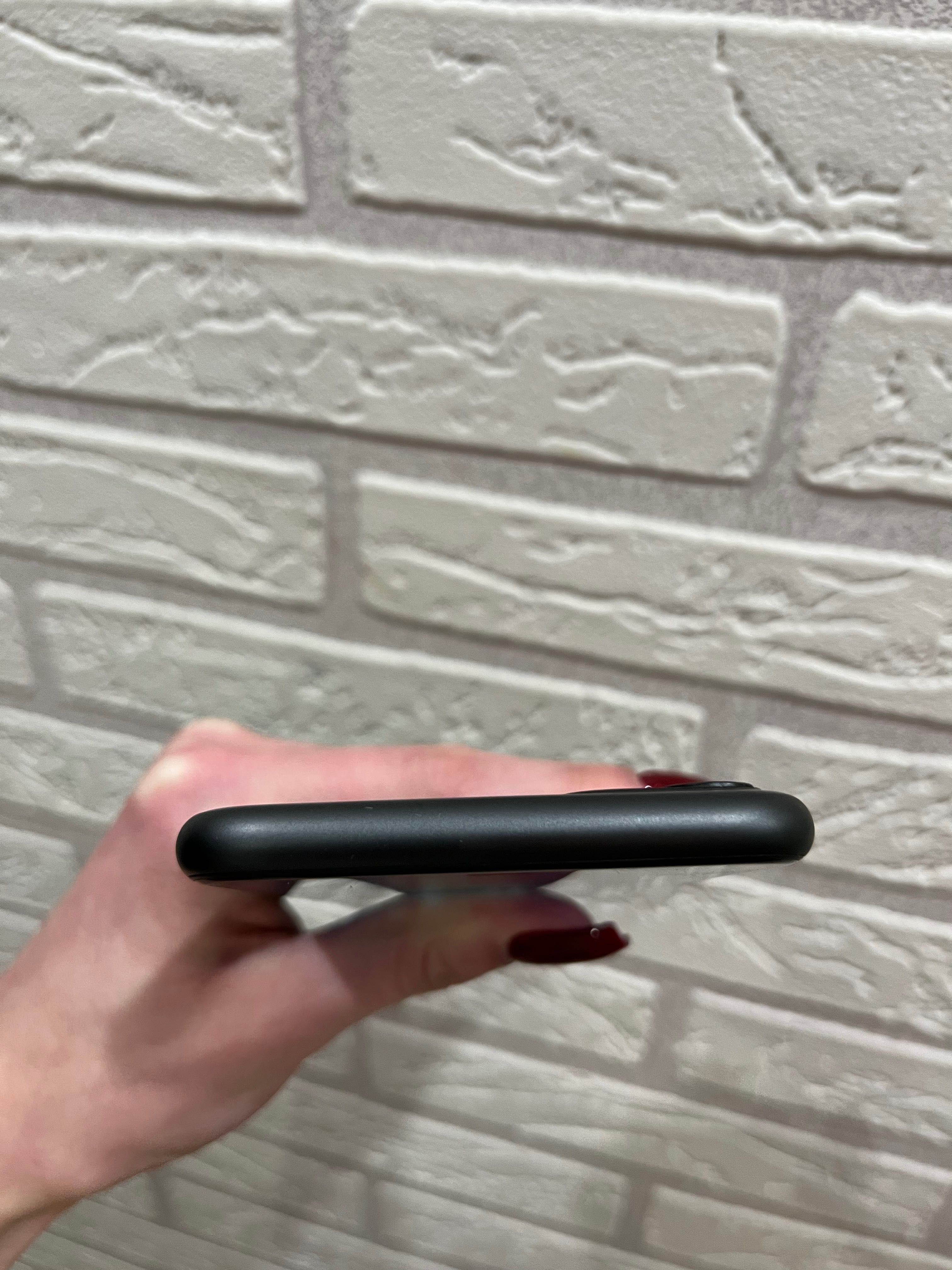 iPhone 11, 64 GB