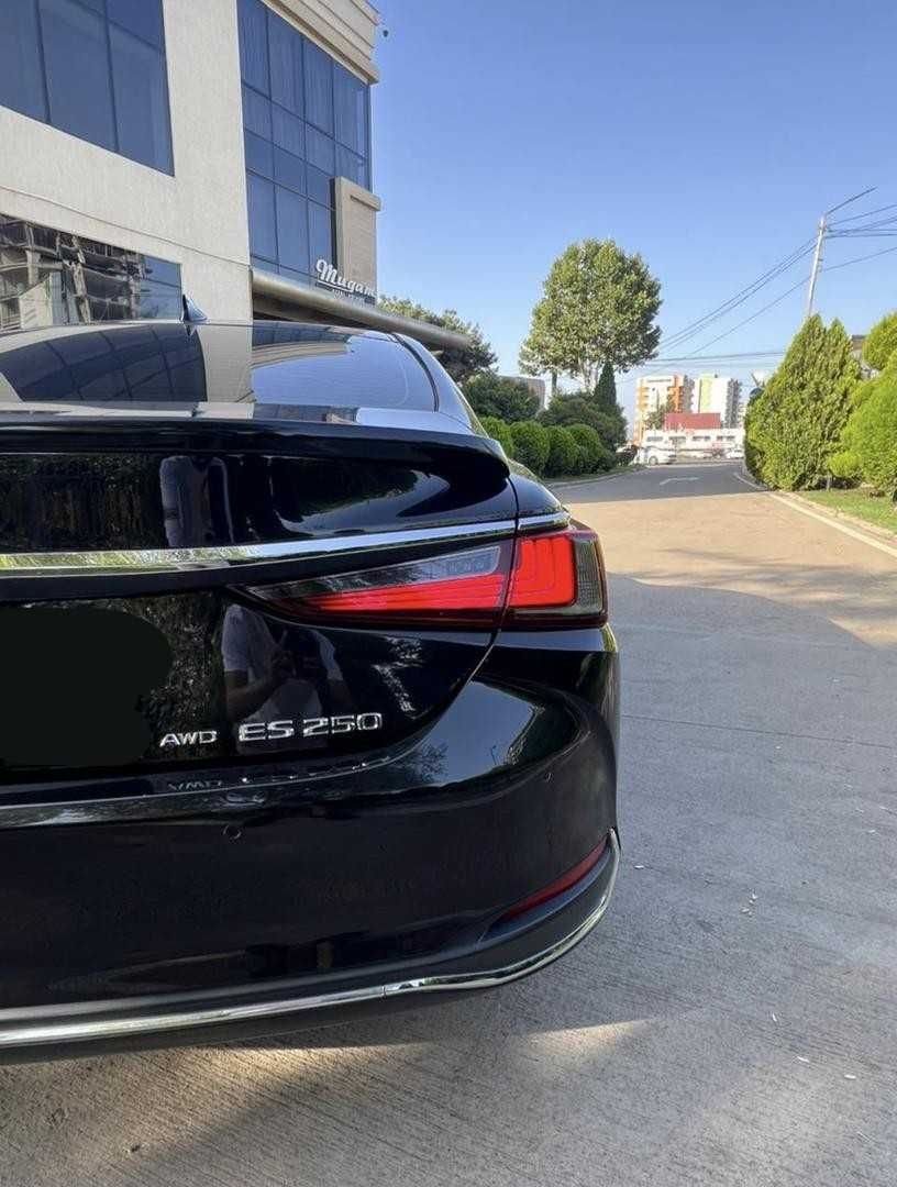 Lexus ES 250 2021 2.5 Лексус ес з США