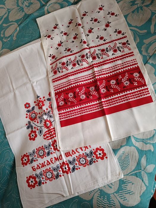 Нові весільні рушники.