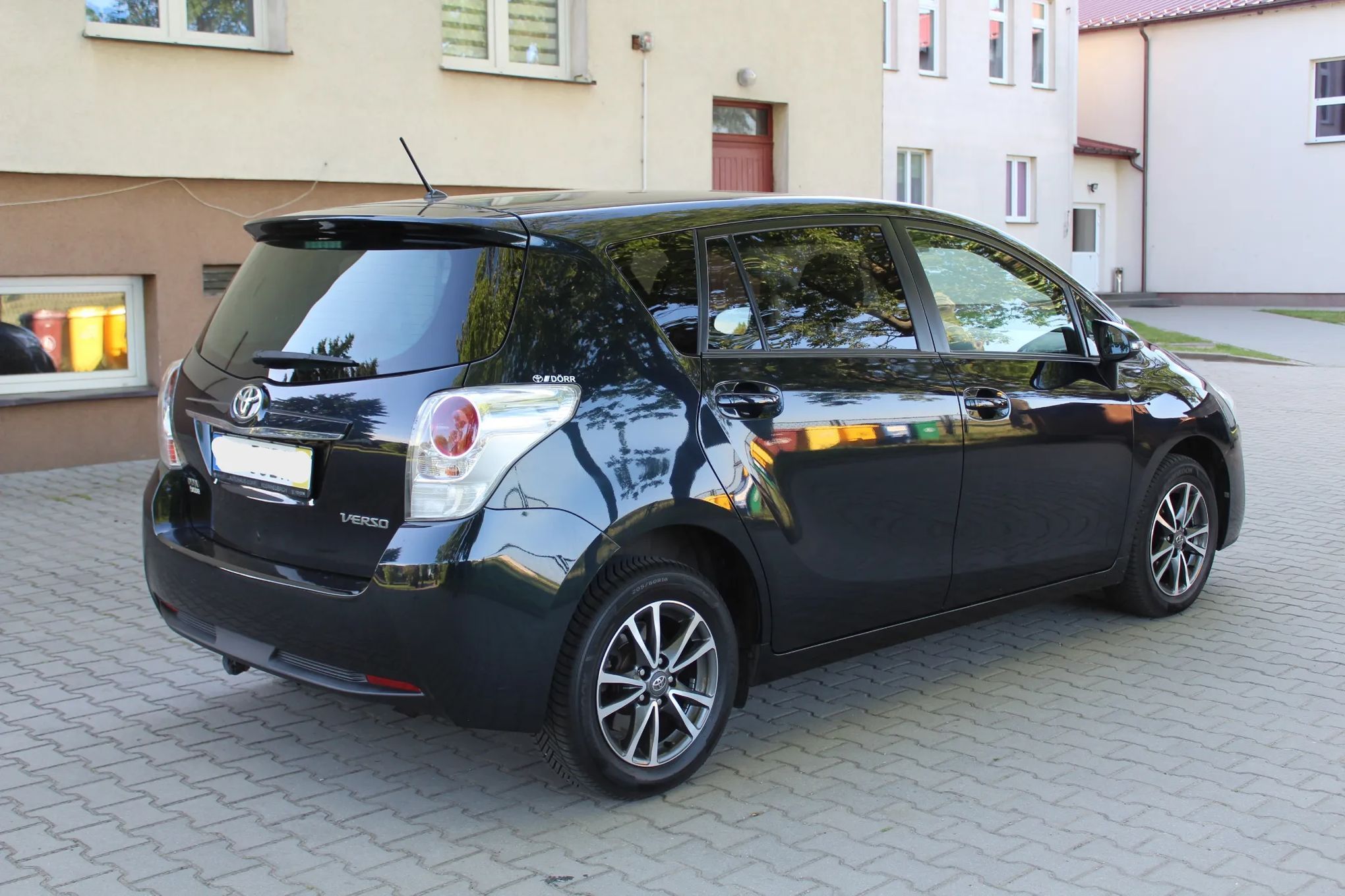 Toyota Verso Z Niemiec Z Serwisu Toyoty Piękny kolor Serwis ASO 145 tys km