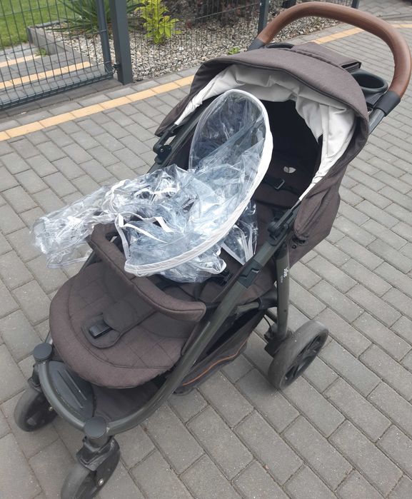 Sprzedam spacerówkę Joie Litetrax