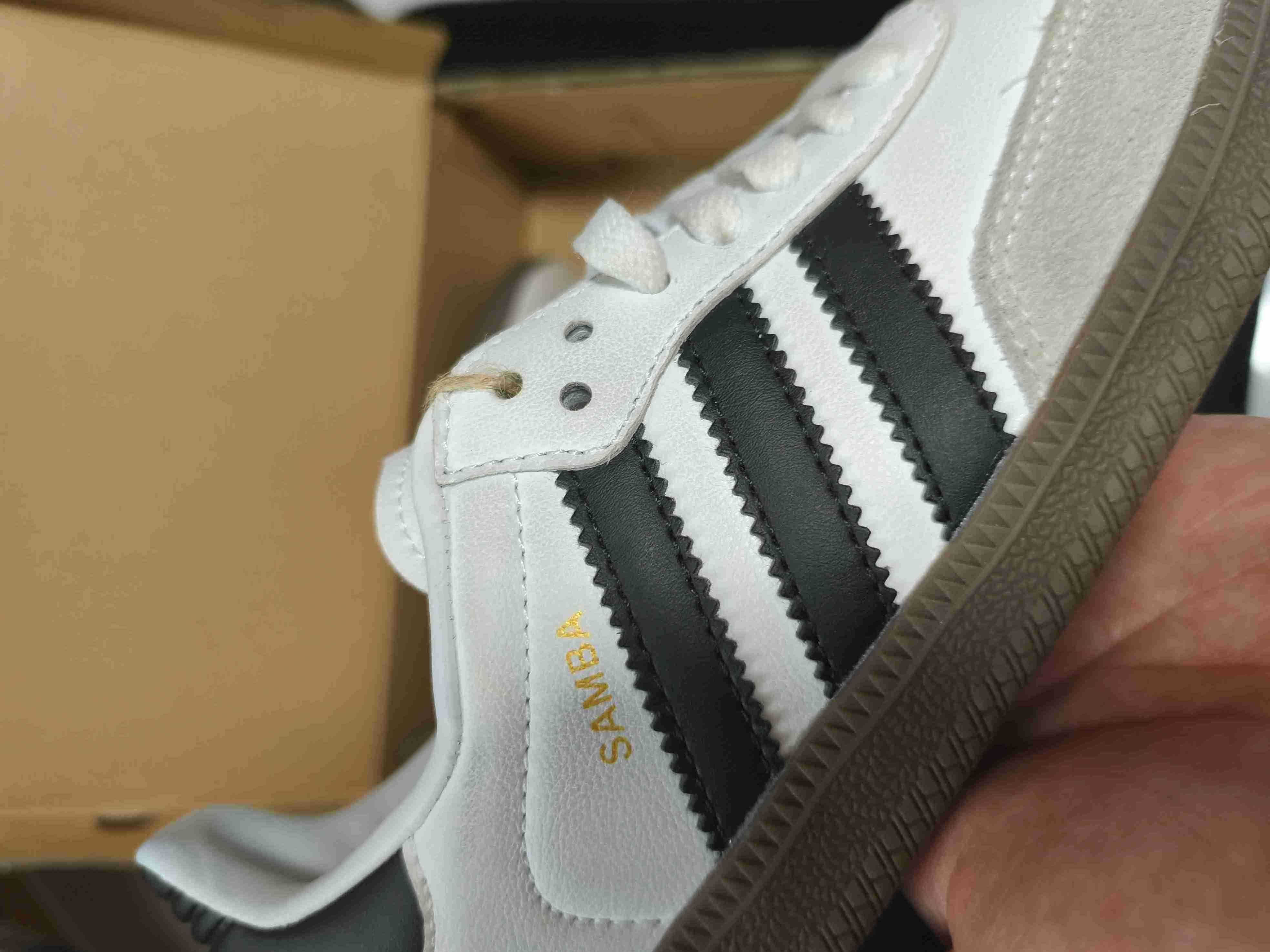 Adidasy damskie, białe, rozmiar 39
