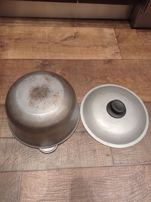 Продам казан на 3 л.