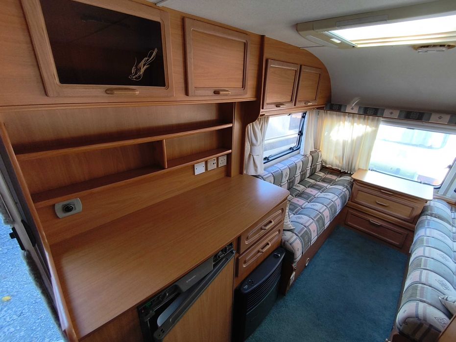 PRZYCZEPA Kempingowa Avondale Dart LUX m ROK 2004 Mover