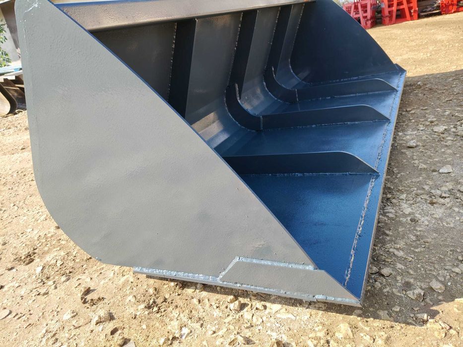 Łyżka 2,4m 240 cm do tura ładowacza manitou euro ramka