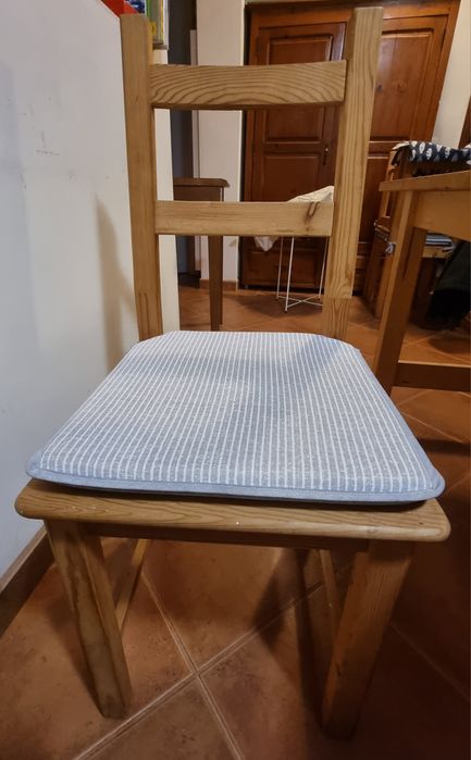 Mesa de jantar de Madeira para 6 até 12 pessoas