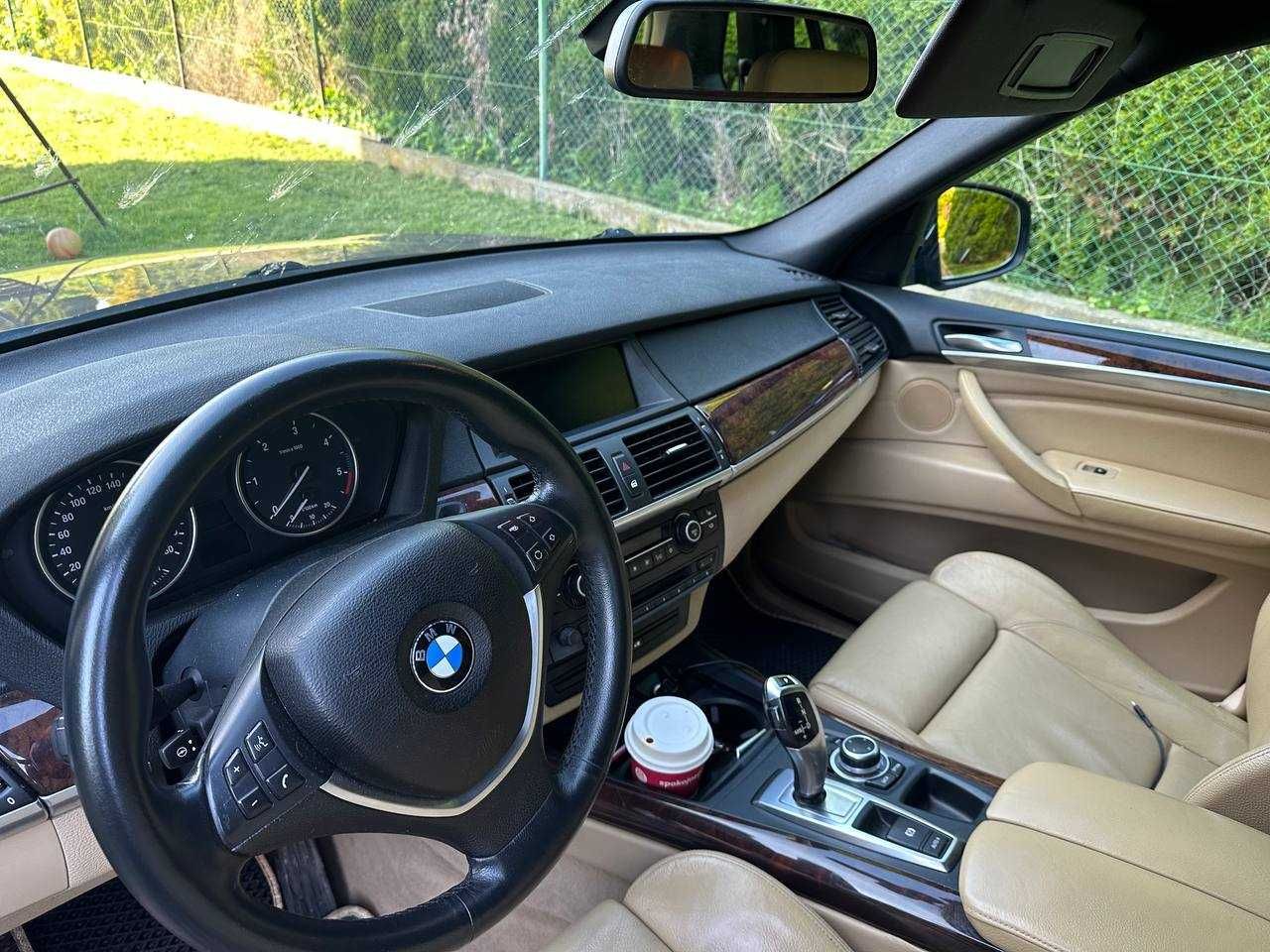 Продам BMW X5 E70 3.0 дизель