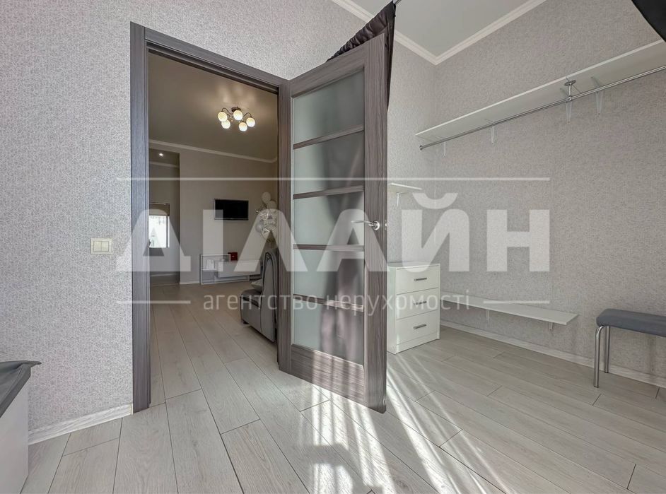 Краща пропозиція! 2кімн. квартира  у закритому комплексі. Центр міста!