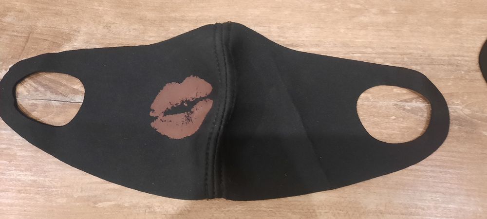 Maseczki ochronne wielorazowe. TYP 2, dwa rodzaje.