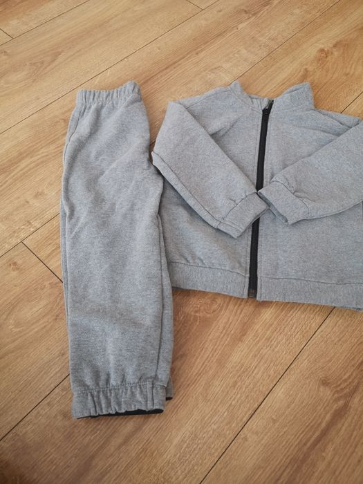 Dres szary komplet dresowy bluza spodnie decathlon