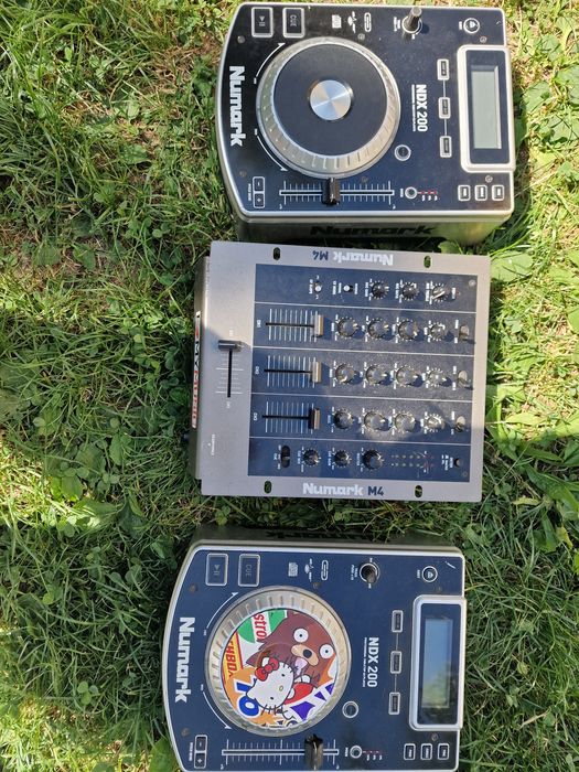 DJ Numark NDX 200