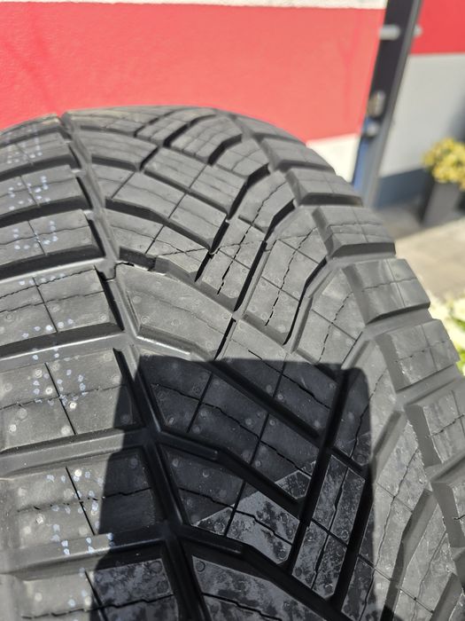 Opony całoroczne 235/65R16C 121R Sailun Comercio 4 Seasons Montaż! FV!