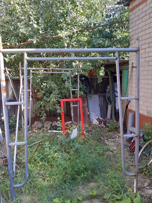 Леса строительные