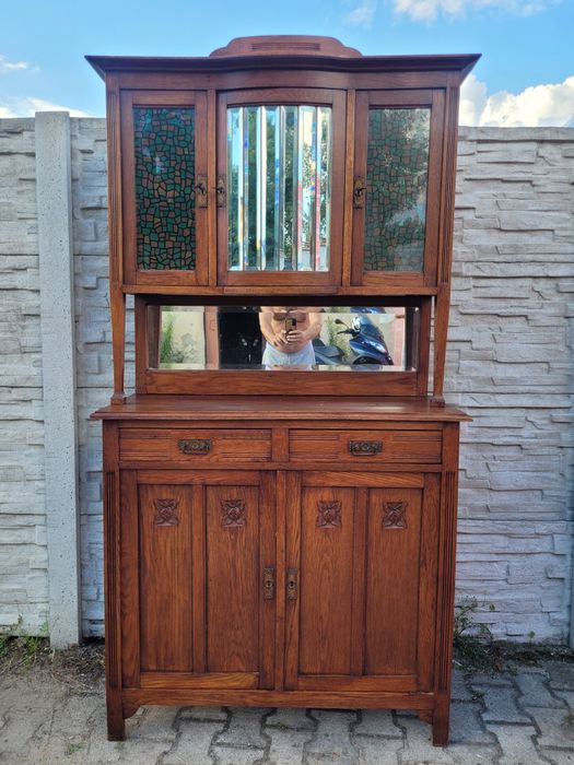 2xElegancki kredens secesyjny.