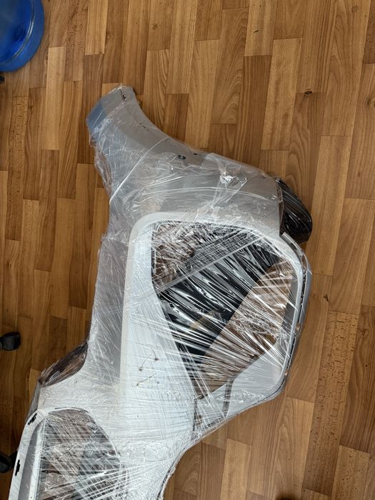 Бампер (права половина ціна ) bmw x1 f48 lci рестайлинг