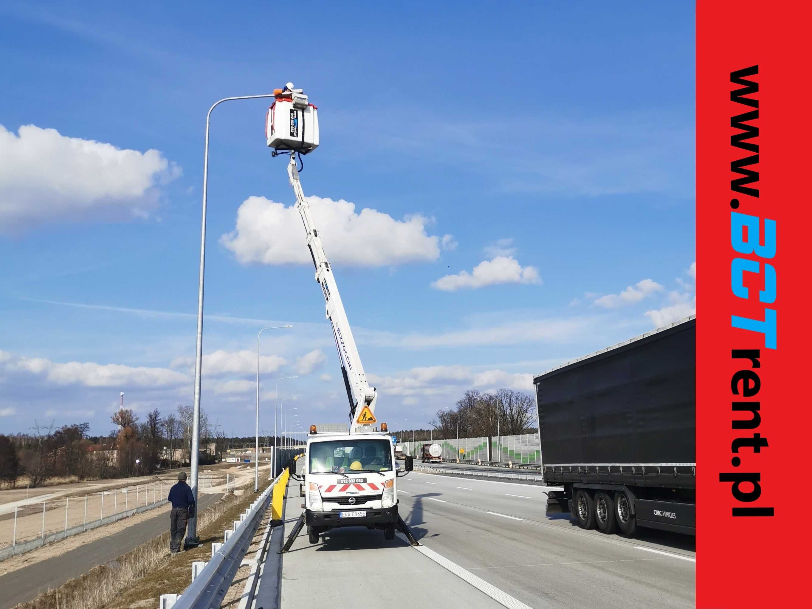 Podnośnik, zwyżka, ładowarka teleskopowa MANITOU MRT, mini żuraw, JCB