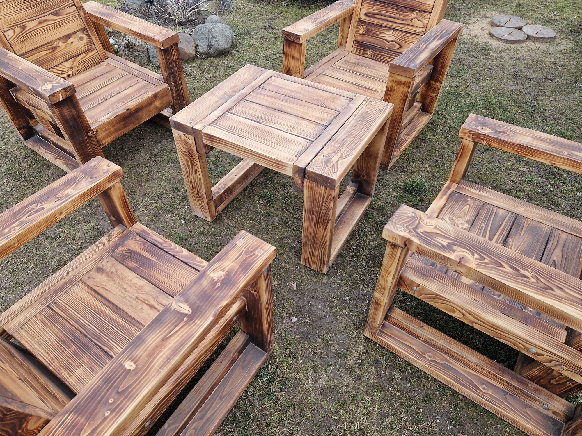 Meble ogrodowe stolik plus 4 fotele