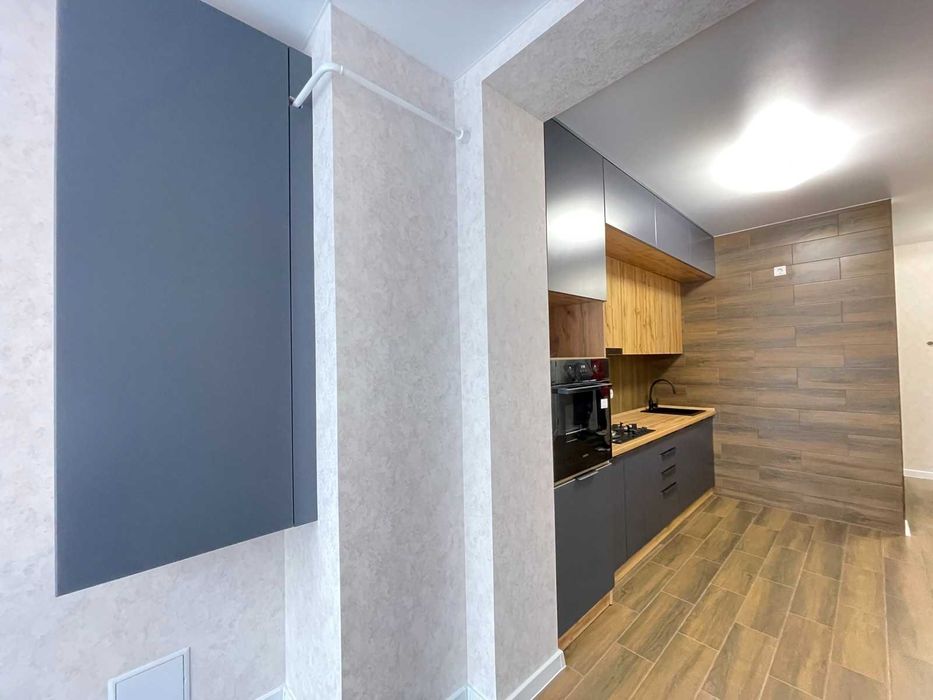 Софія Резиденс Однокімнатна квартира 40 кв.м новий ремонт Молодіжна 10