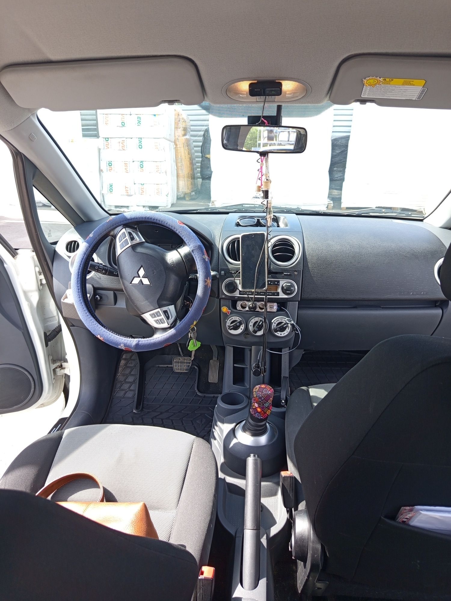 Mitsubishi Colt Diamond 2011