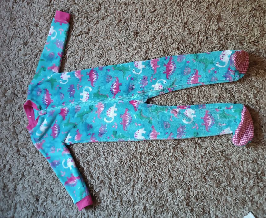 Kombinezon pajac piżamka DINOZAURY na 3/4 lata