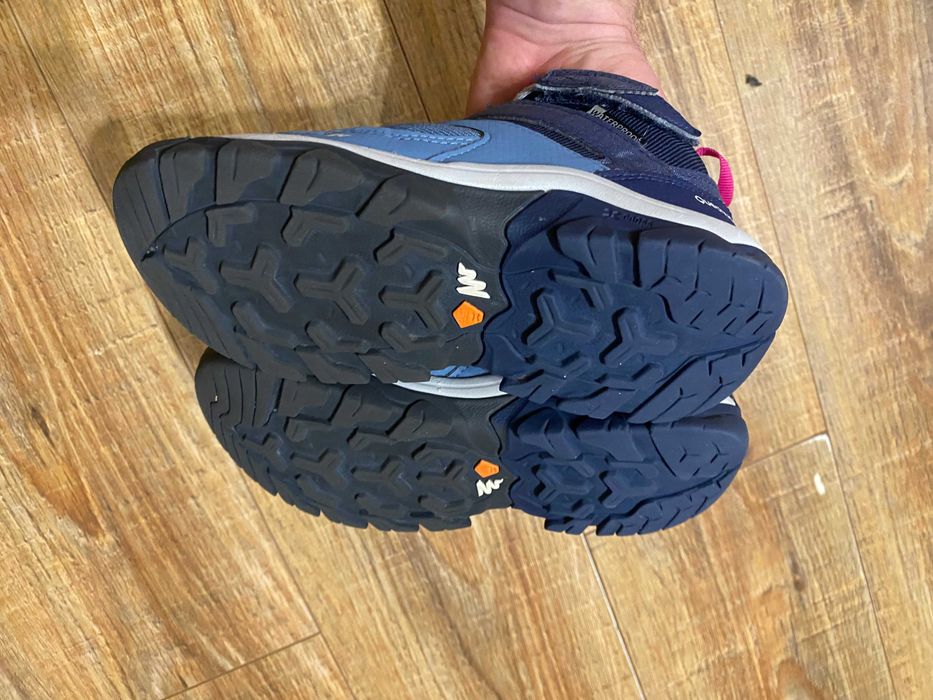 Кроссовки кросівки хайтопы черевики на девочку Quechua р.32