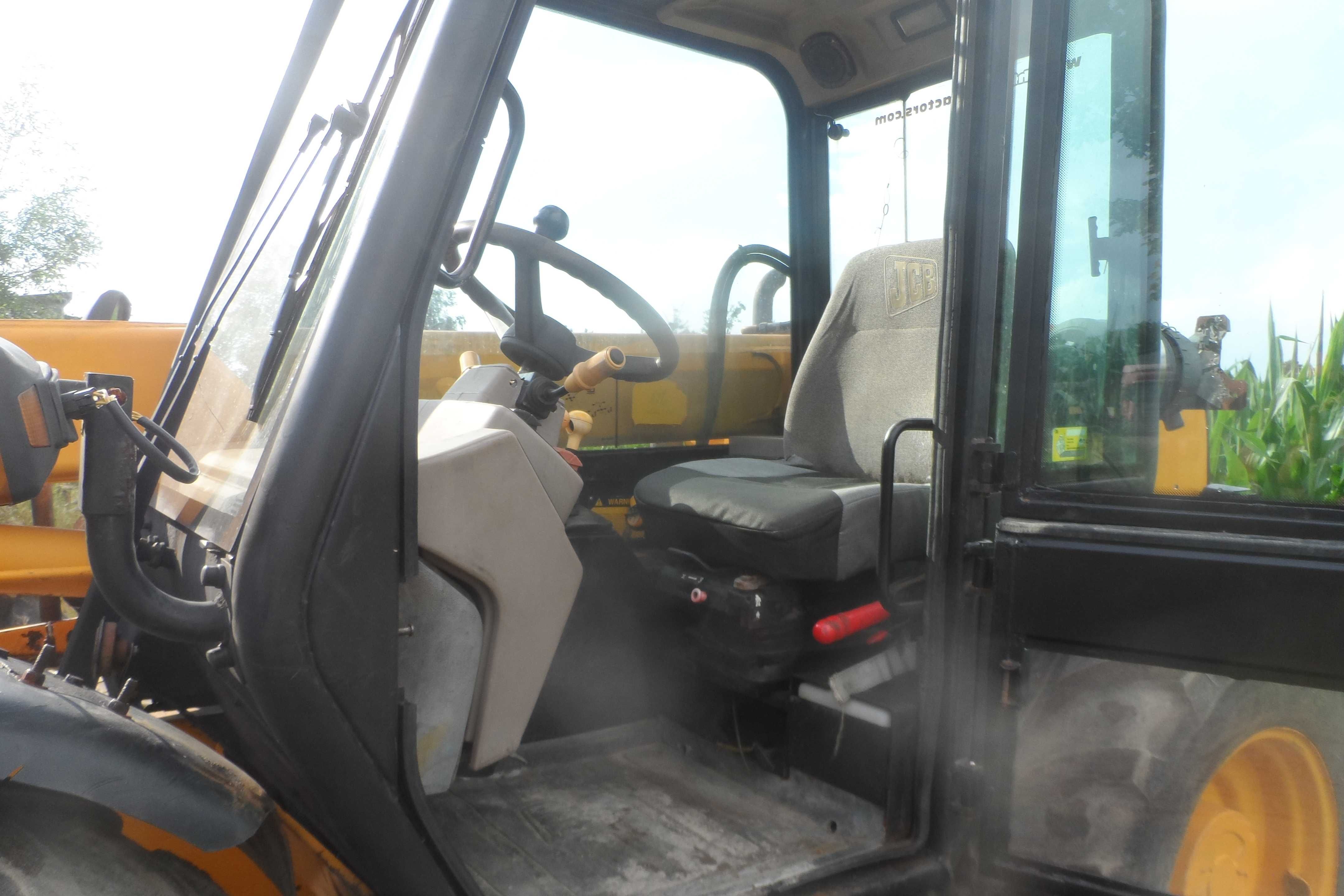 ładowarka teleskopowa jcb 526