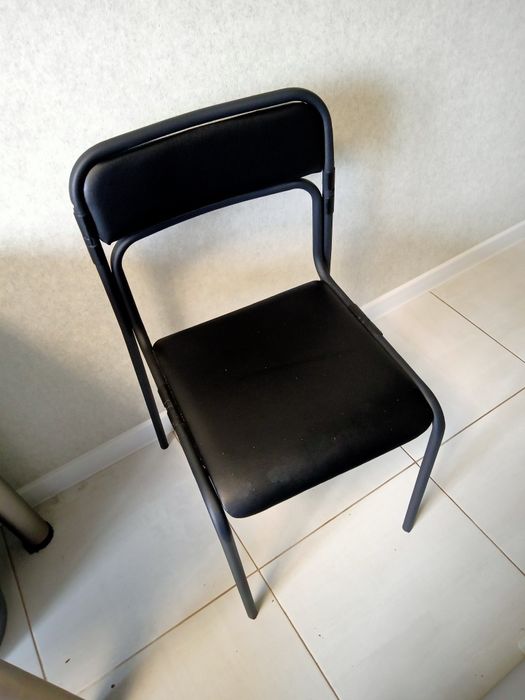 Стул металлический .