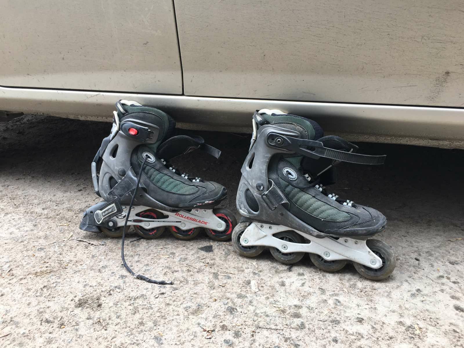 Роликові ковзани Rollerblade нові !