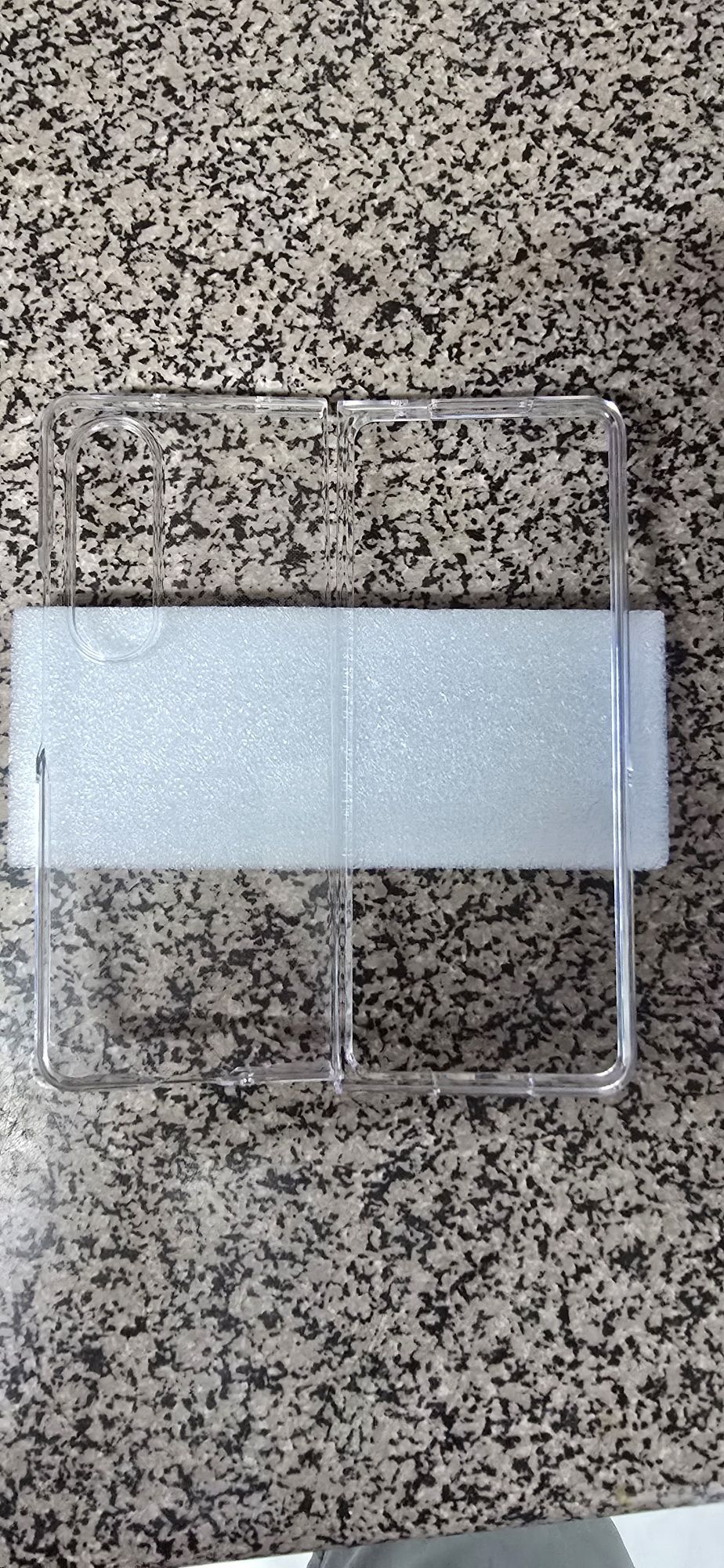 Samsung Galaxy Z Fold 4 (Nova)