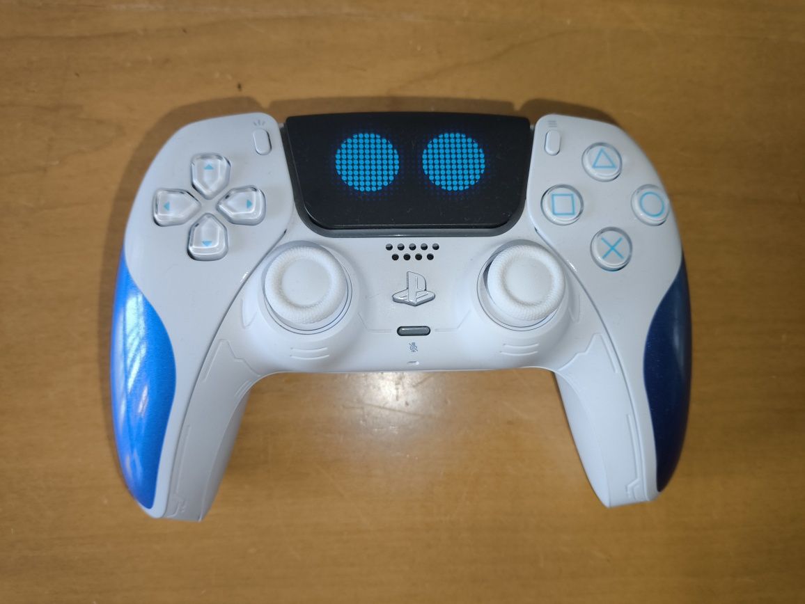 Dualsense AstroBot c/ Garantia