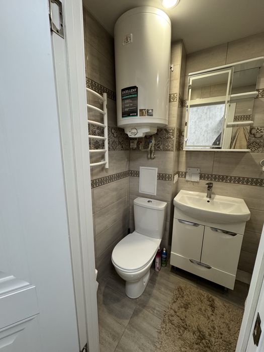 Здам дуже теплу  квартиру в районі критого ринку