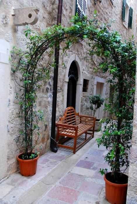 Pergola ogrodowa ŁUK KWIATOWY METALOWY 2,4m Nowa