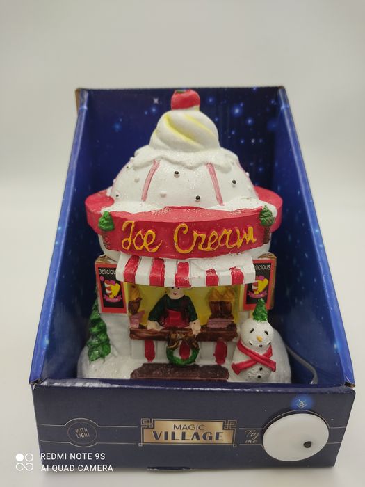 Sęk świąteczny z oświetleniem