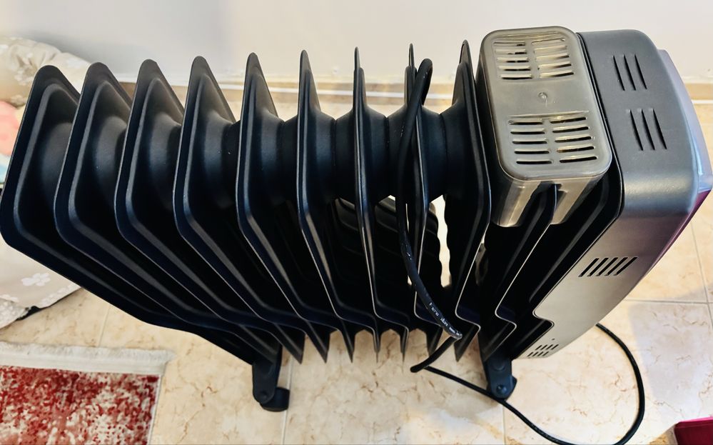 Aquecedor / Irradiador a oleo Becken 2000W BOR-2332